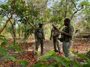  | Park rangers making decisions on monitoring the Bamingui Bangoran National Park. | Photo © Ana Yi/WCS. | ©PH11_Park rangers